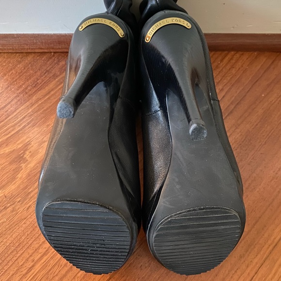 Michael Kors Nappa Leather Webster Bootie, 6.5M, Gently worn - Picture 5 of 7